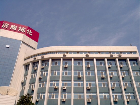 山東神戎遠距離激光夜視儀成功應用于濟南煉化